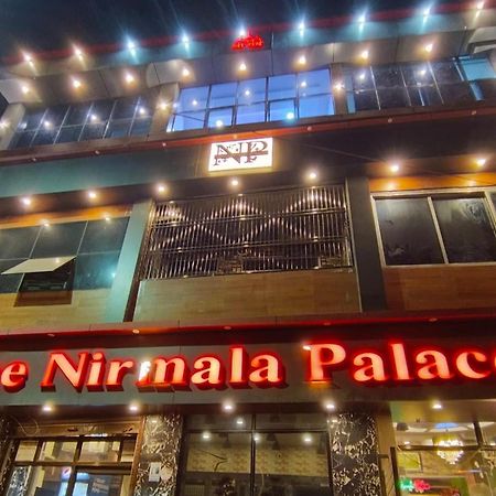 Готель The Nirmala Palace Ayodhya Екстер'єр фото